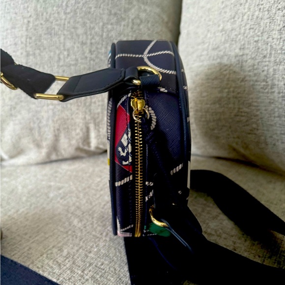 Tommy Hilfiger matching round crossbody bag and long wallet - Picture 11 of 12